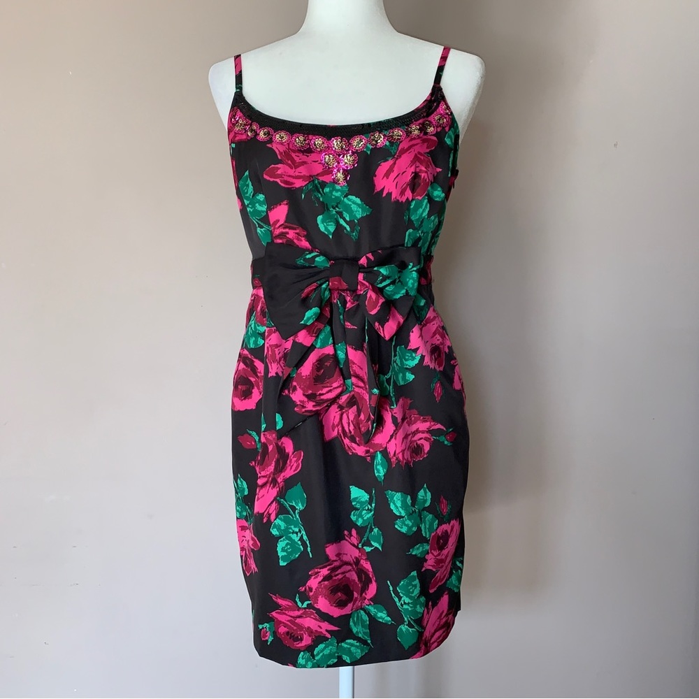 Forever 21 dress w/ pink roses, size LARGE